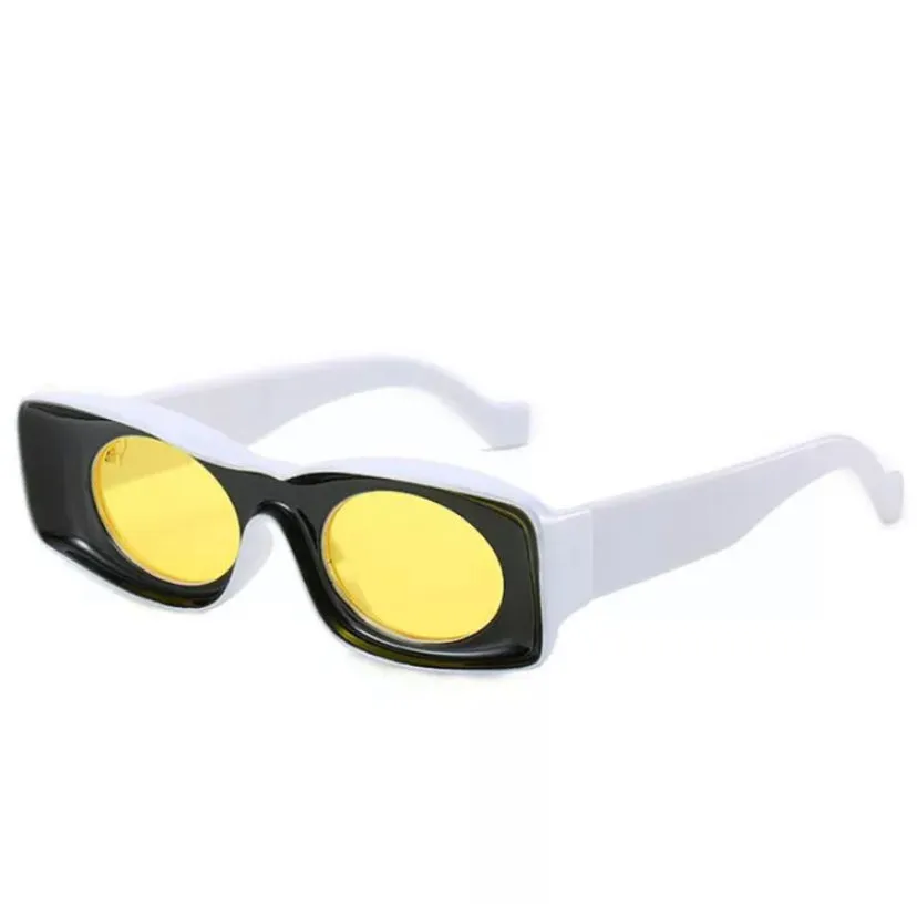 Deep Set Sunnies