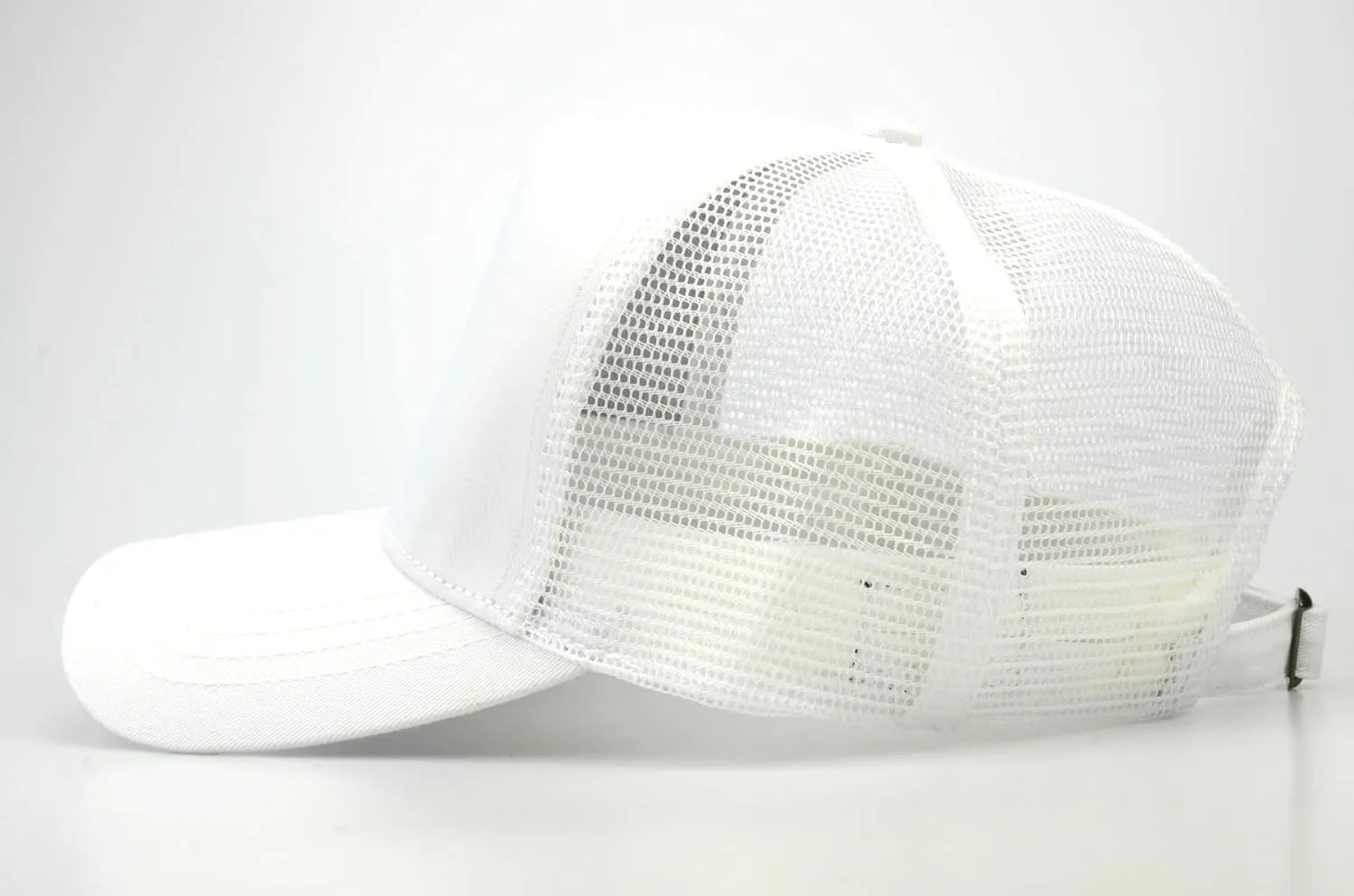 Oversize XXL Mesh Trucker Hat Big Head Hats for Men High Crown Baseball Cap Breathable Dad Hat Adjustable 23.6"-25.6"